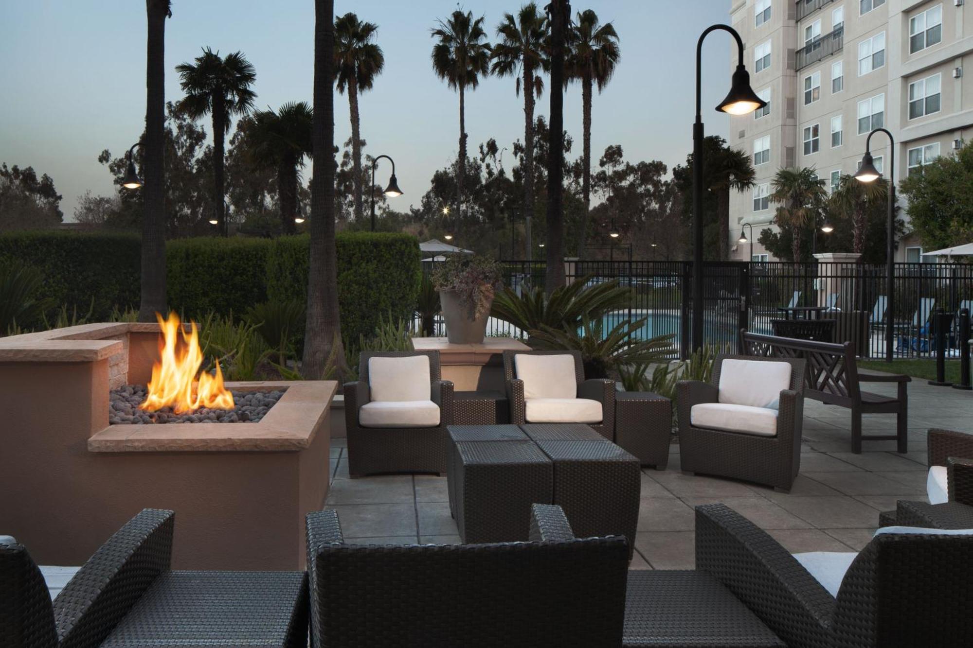 Residence Inn By Marriott Newark Silicon Valley Zewnętrze zdjęcie