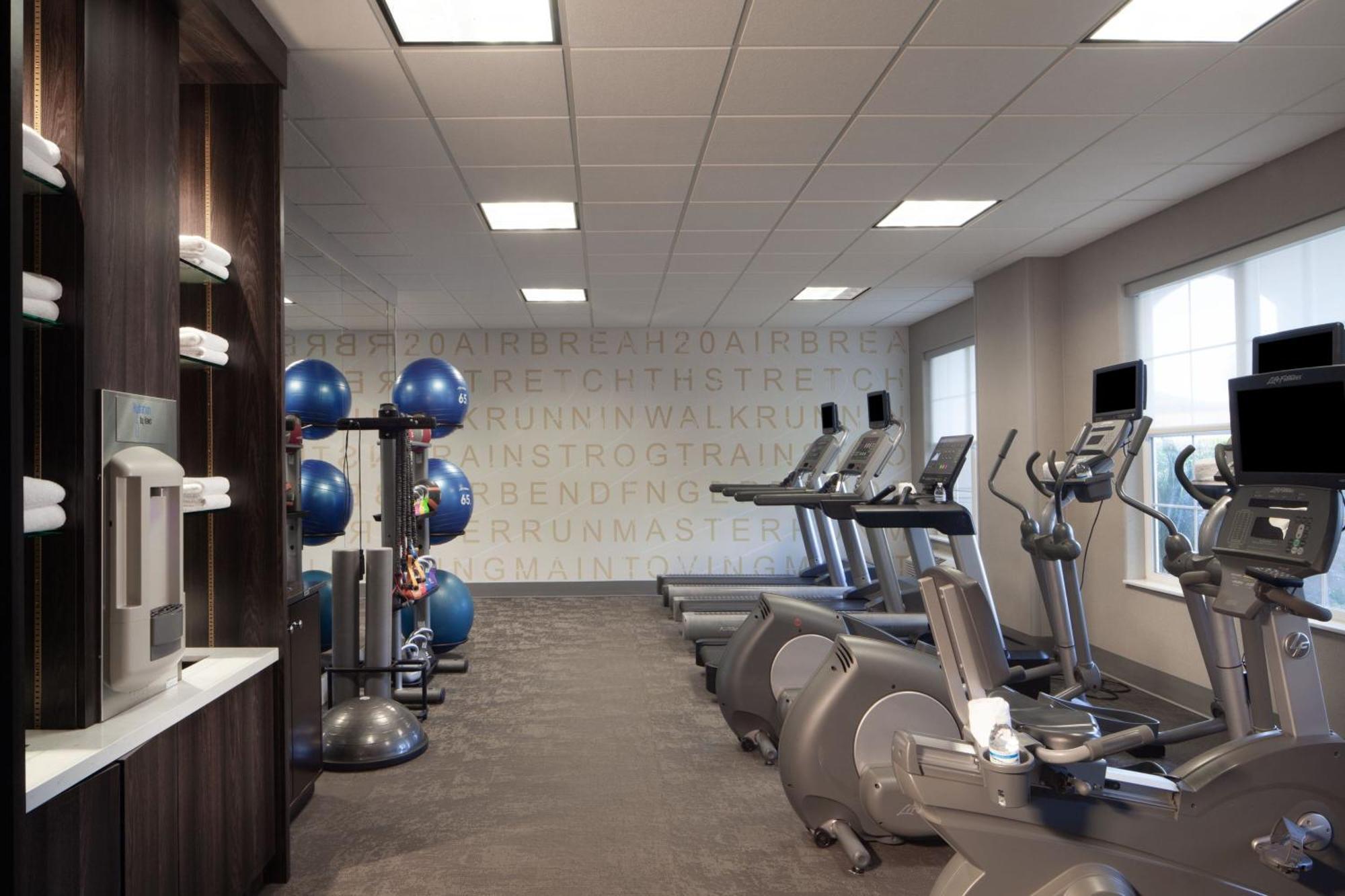 Residence Inn By Marriott Newark Silicon Valley Zewnętrze zdjęcie